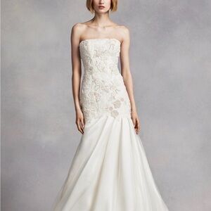 White by Vera Wang Style VW351275 Wedding Gown Bridal Size 10